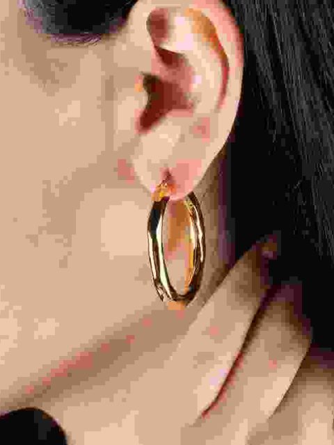 Huggie Earring